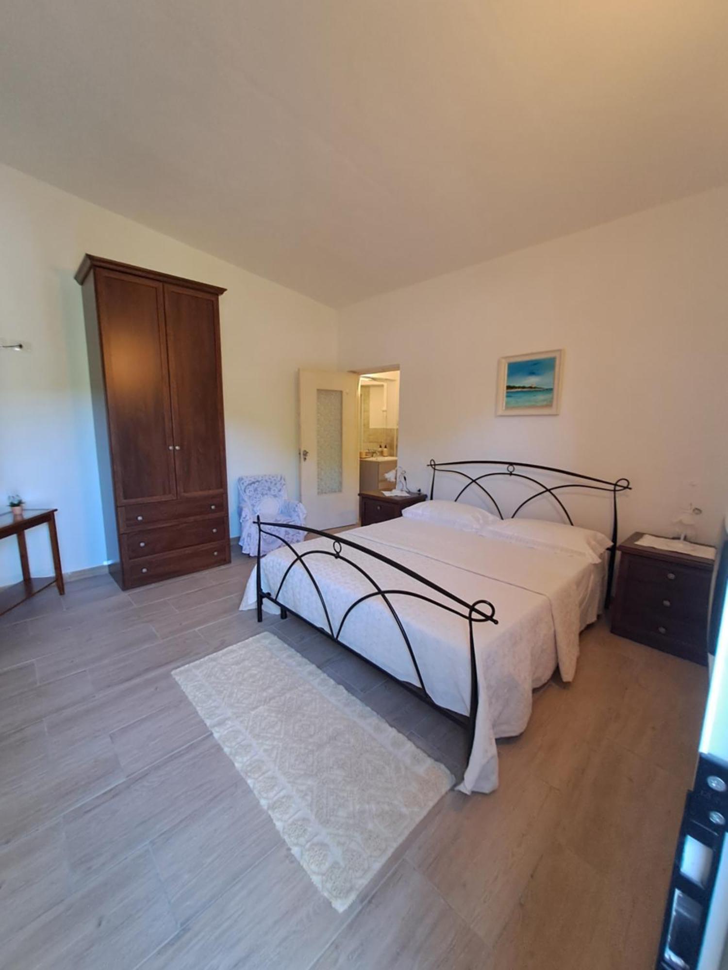 B&B Li Salcuneddi Aglientu Eksteriør billede